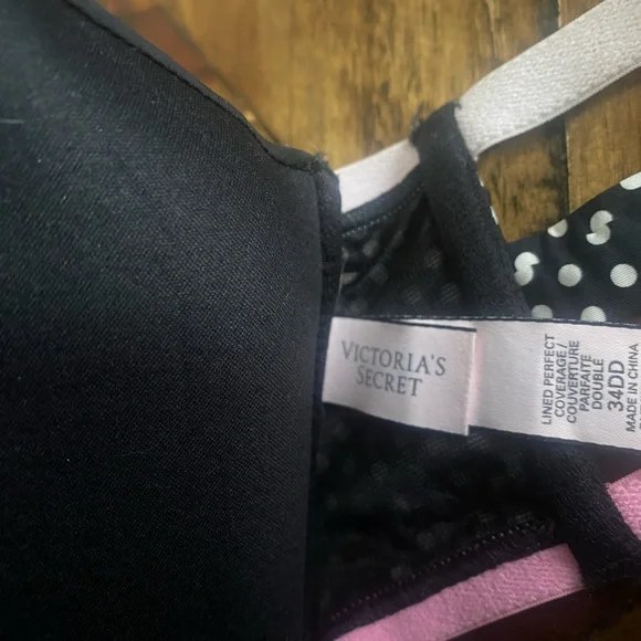 Victoria's Secret Black Bra with Pink & Polka Dot Trim - Picture 3 of 4